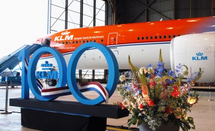 KLM 100