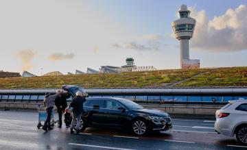 Schiphol wegbrengen