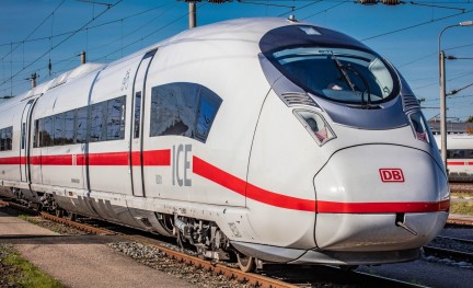 ICE3neo Trein