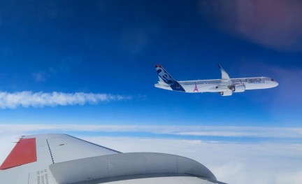 Airbus-contrails-SAF-DLR(c)Airbus-1200 Airbus-contrails-SAF-DLR(c)Airbus-1200