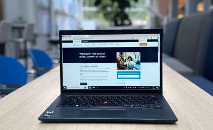KLM Health Services website