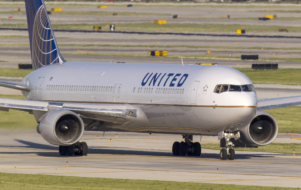 United Airlines Boeing 767