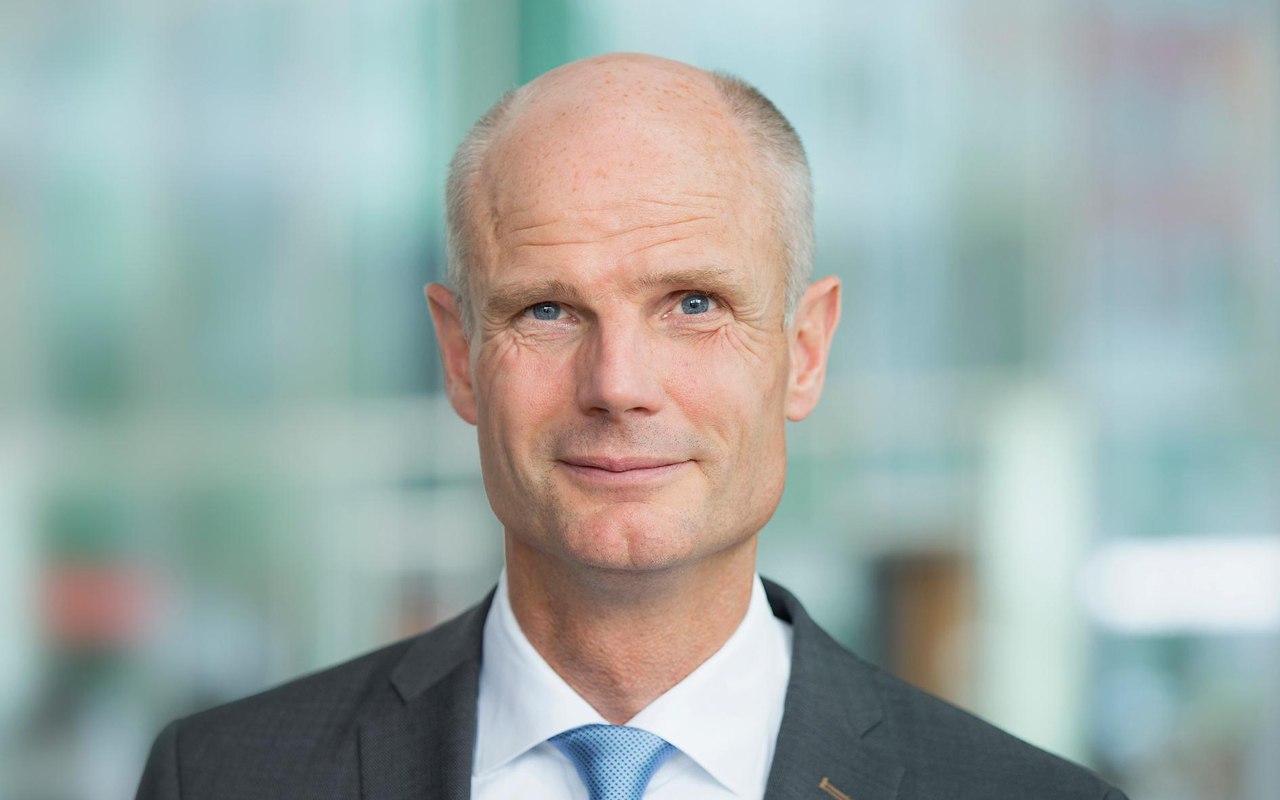 Minister van Buitenlandse Zaken betuigt betrokkenheid bij reissector