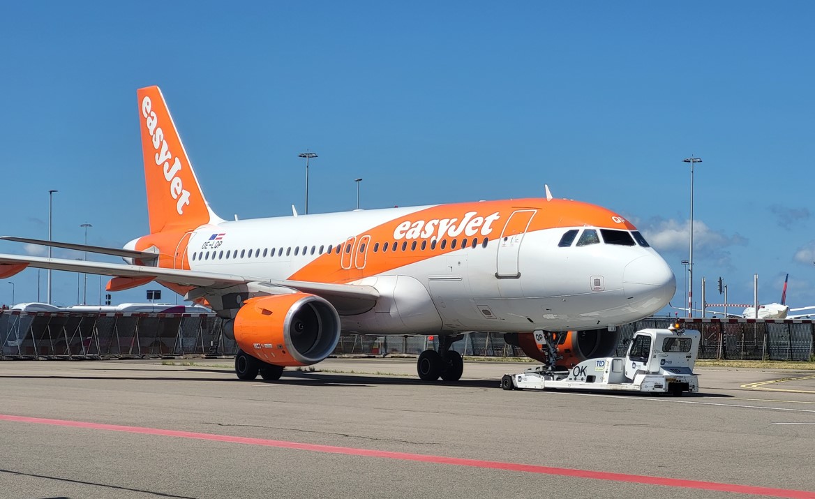 EasyJet takes measures to limit the maximum number of passengers at Schiphol